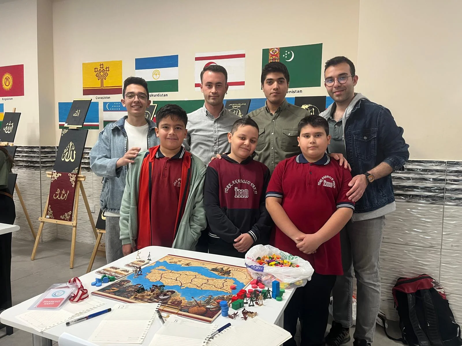 Fakültemiz İlköğretim Matematik Öğretmenliği Programı öğrencilerinden Türk Anadolu Vakfı İmam Hatip Ortaokuluna Anlamlı Ziyaret